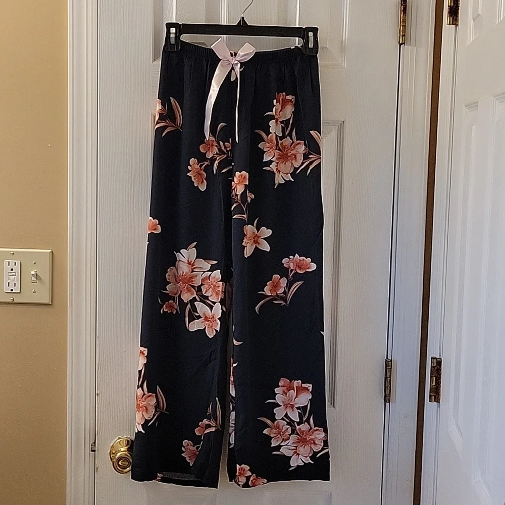 ROMWE BLACK FLORAL PRINT BOW LOUNGEWEAR/SLEEP PANT-NWT - Picture 3 of 8